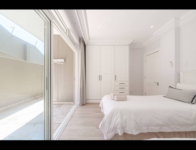 4 BEDROOM APARTMENT FOR SALE IN WILLARD BEACH